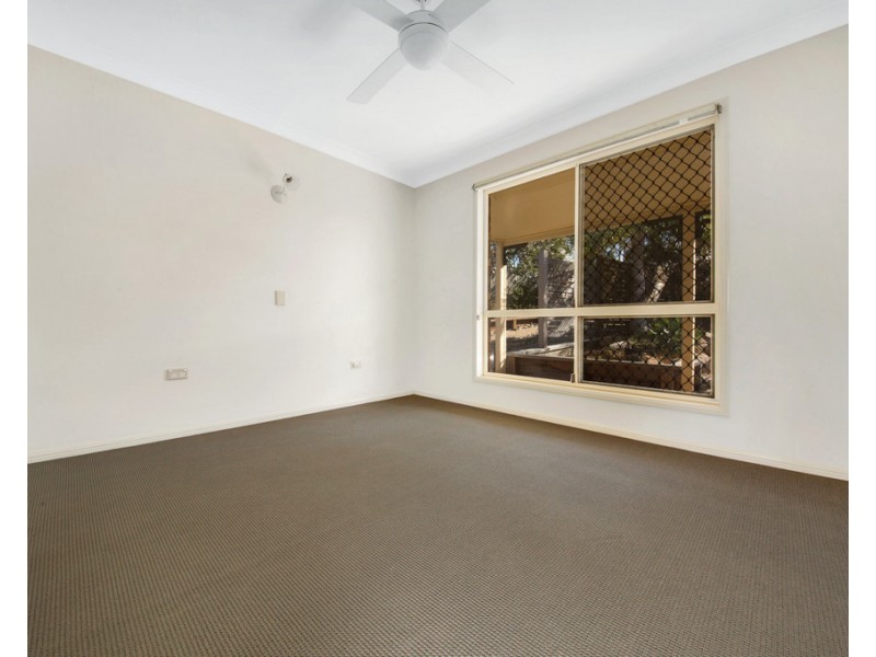 19 Ellington Street, New Auckland QLD 4680