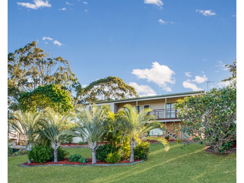 1 Douglas Avenue, Sun Valley QLD 4680