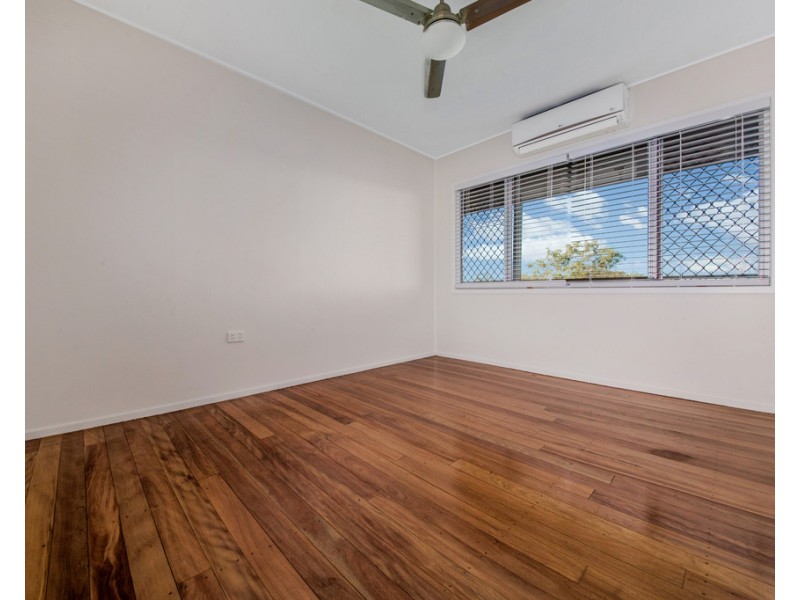 1 Douglas Avenue, Sun Valley QLD 4680