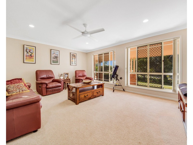 9A Golden Avenue, Tannum Sands QLD 4680