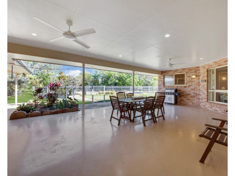 9A Golden Avenue, Tannum Sands QLD 4680