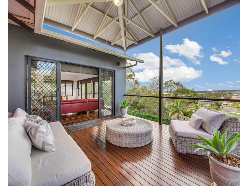 22 Dame Pattie Avenue, Clinton QLD 4680