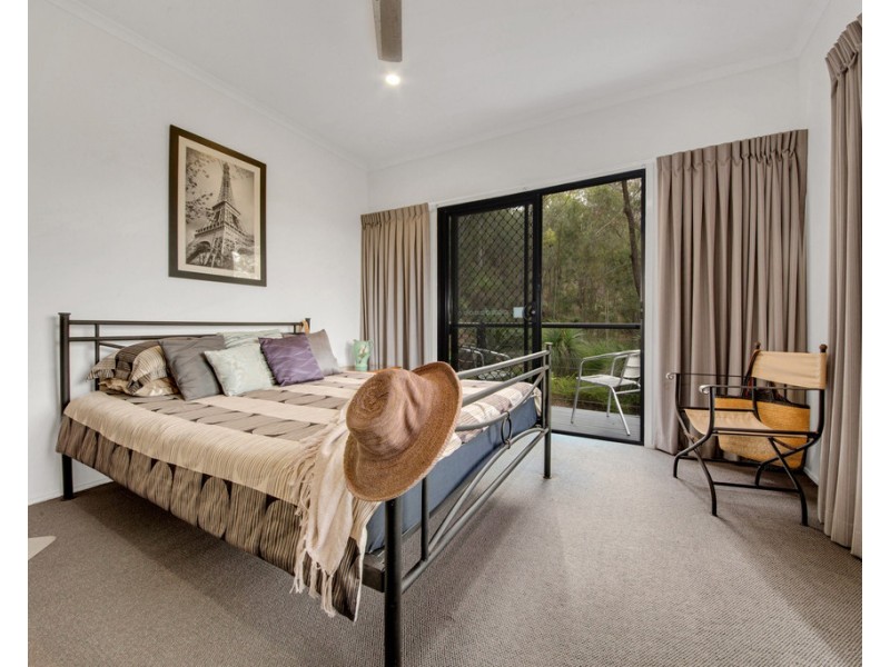 22 Dame Pattie Avenue, Clinton QLD 4680