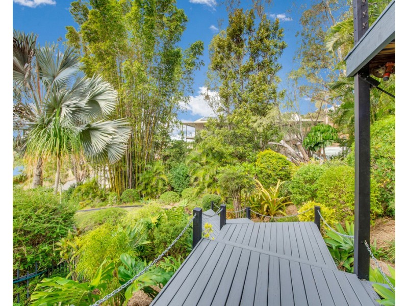 22 Dame Pattie Avenue, Clinton QLD 4680