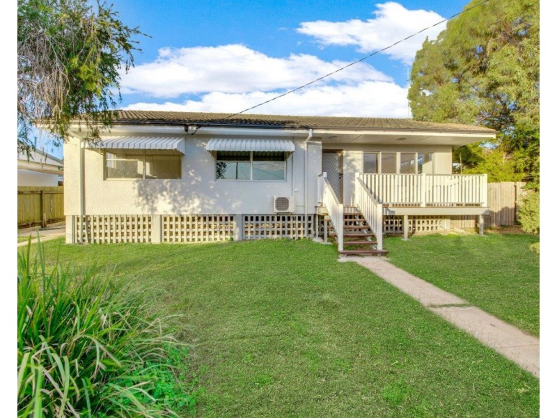 16 GOLDING STREET, Barney Point QLD 4680