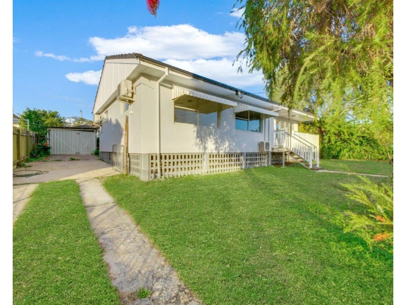 16 GOLDING STREET, Barney Point QLD 4680