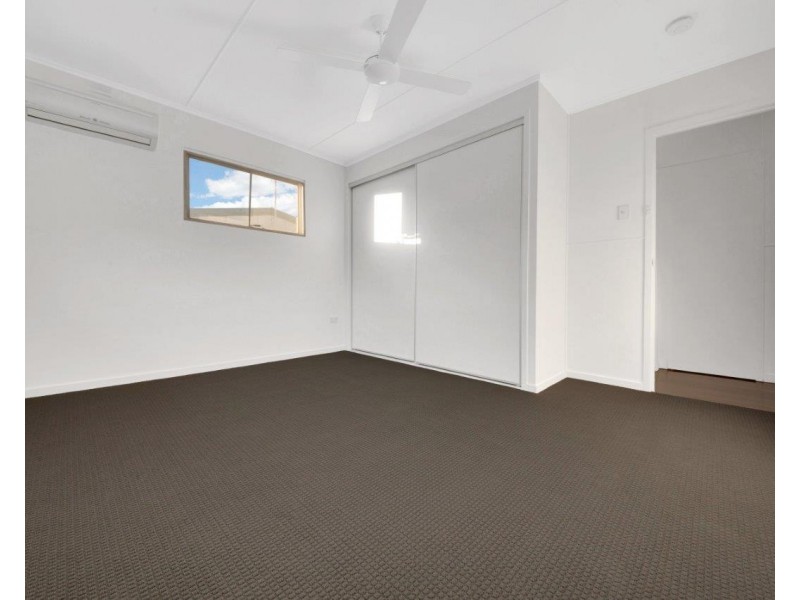 16 GOLDING STREET, Barney Point QLD 4680