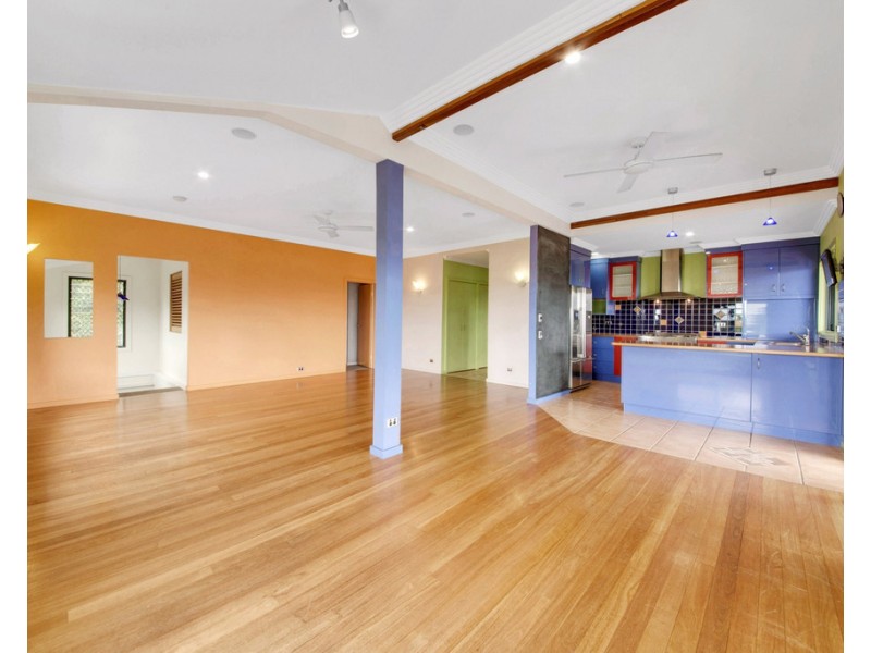 151 OAKA LANE, South Gladstone QLD 4680