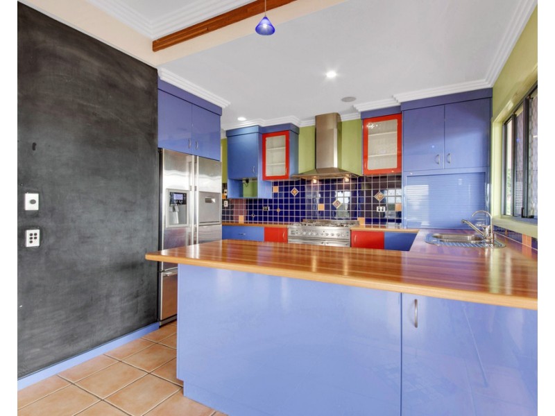 151 OAKA LANE, South Gladstone QLD 4680