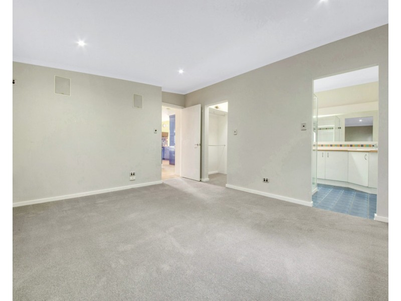 151 OAKA LANE, South Gladstone QLD 4680