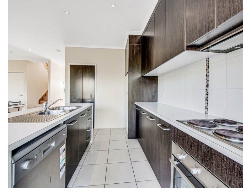 6/9 Cockatoo Drive, New Auckland QLD 4680