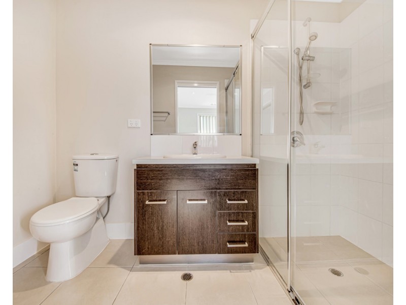 6/9 Cockatoo Drive, New Auckland QLD 4680