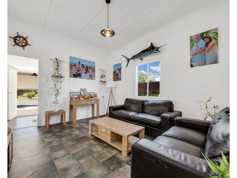 33 O’CONNELL STREET, Barney Point QLD 4680