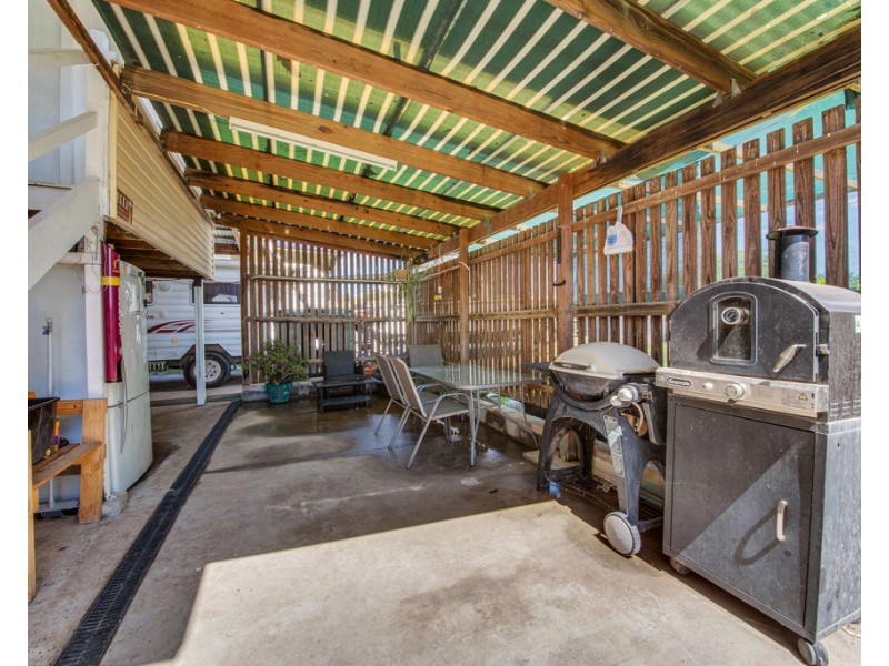 33 O’CONNELL STREET, Barney Point QLD 4680