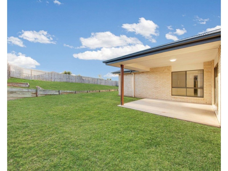 18 REDGUM DRIVE, Kirkwood QLD 4680