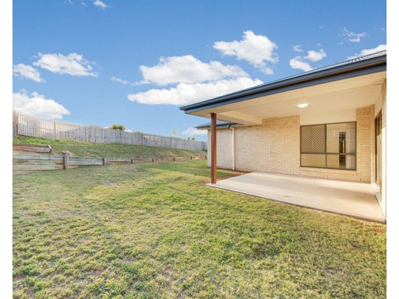 18 REDGUM DRIVE, Kirkwood QLD 4680