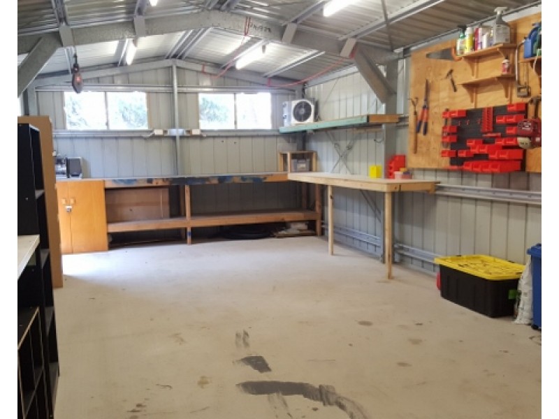 42 Gretel Drive, Clinton QLD 4680