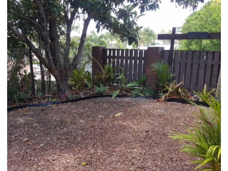 42 Gretel Drive, Clinton QLD 4680