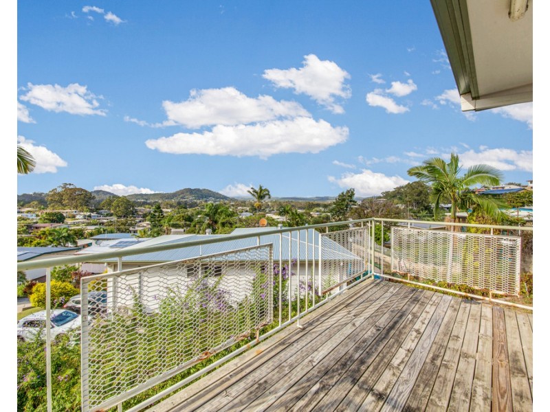 11 Irwin Close, Sun Valley QLD 4680