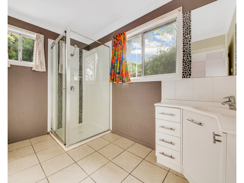 11 Irwin Close, Sun Valley QLD 4680