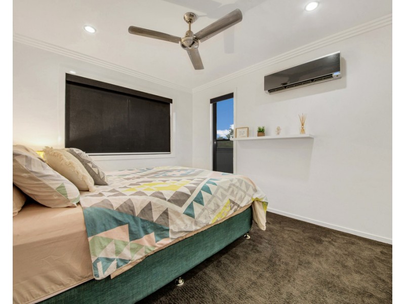 13 Dean Street, Glen Eden QLD 4680