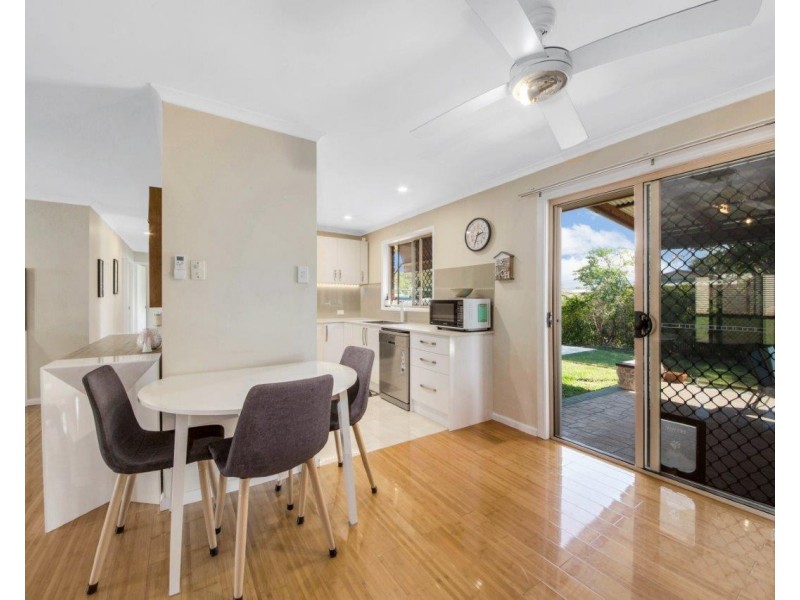 11 MYCUMBENE WAY, Glen Eden QLD 4680