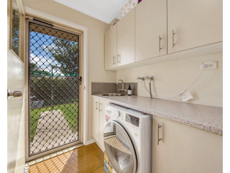 11 MYCUMBENE WAY, Glen Eden QLD 4680