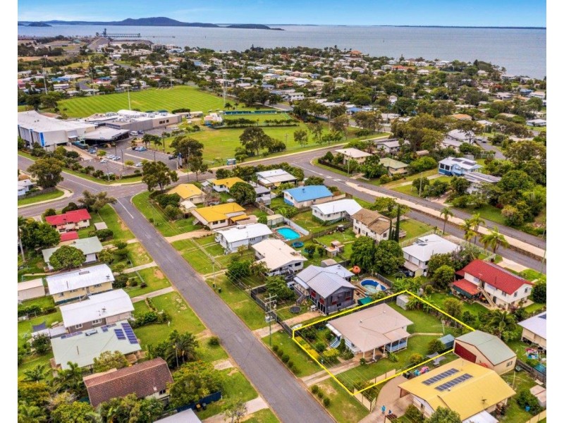 98 O’CONNELL STREET, Barney Point QLD 4680