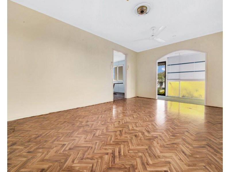 98 O’CONNELL STREET, Barney Point QLD 4680