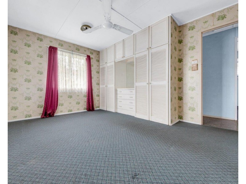 98 O’CONNELL STREET, Barney Point QLD 4680