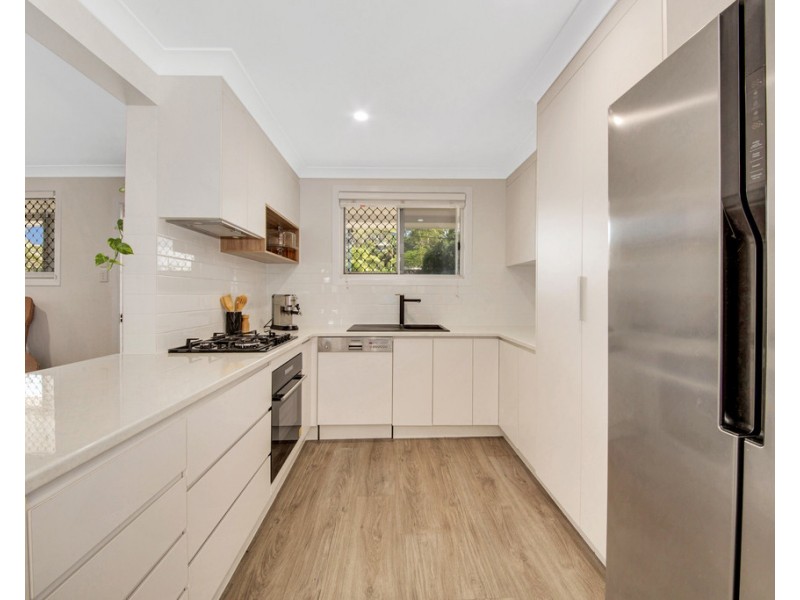 5 Sunnyridge Road, West Gladstone QLD 4680