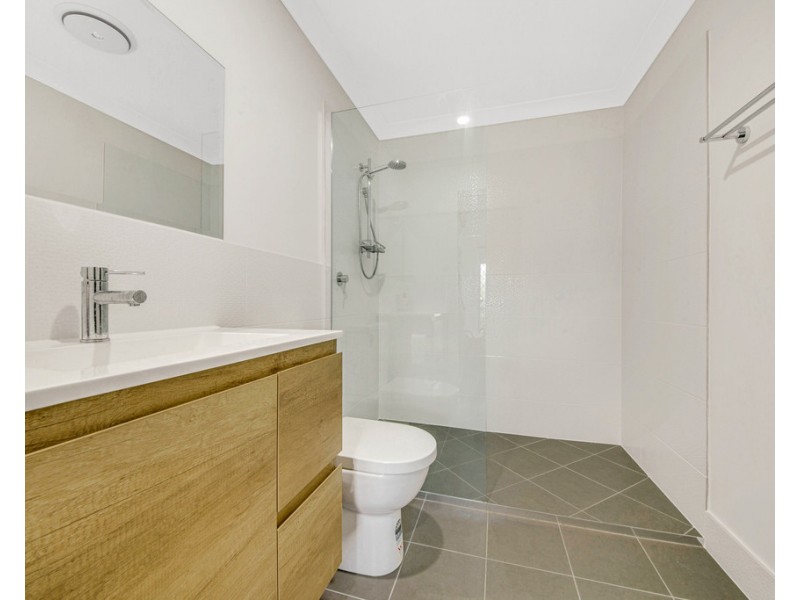 5 Sunnyridge Road, West Gladstone QLD 4680
