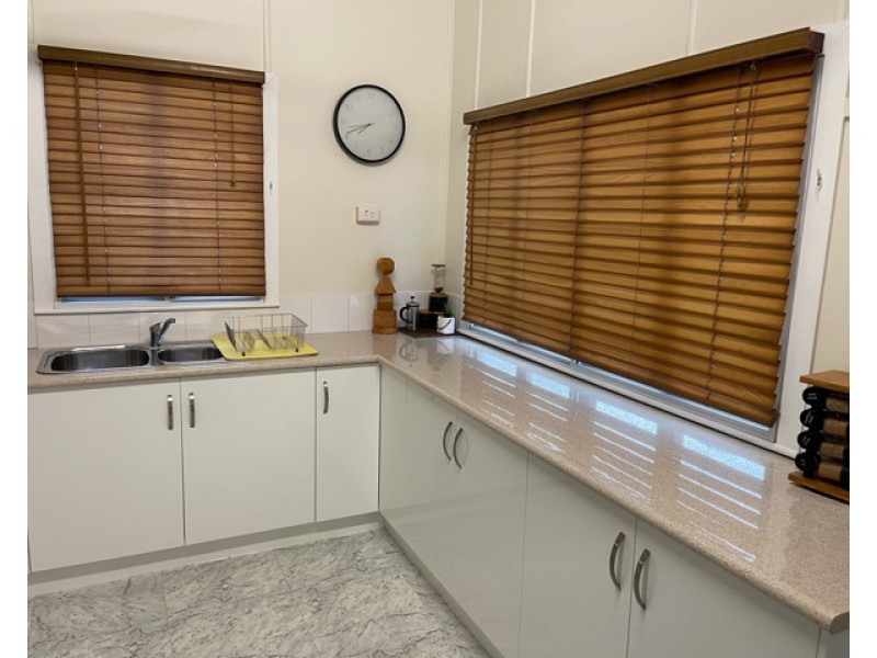 19 BALFOUR STREET, Mount Larcom QLD 4695