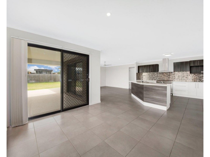 46 Creekview Drive, New Auckland QLD 4680