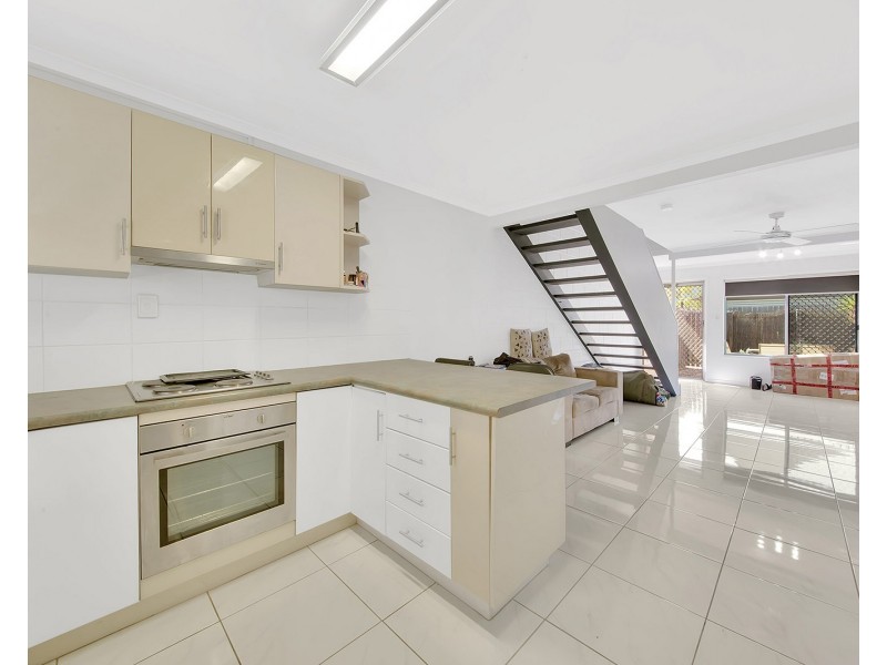 4/259 Auckland Street, South Gladstone QLD 4680