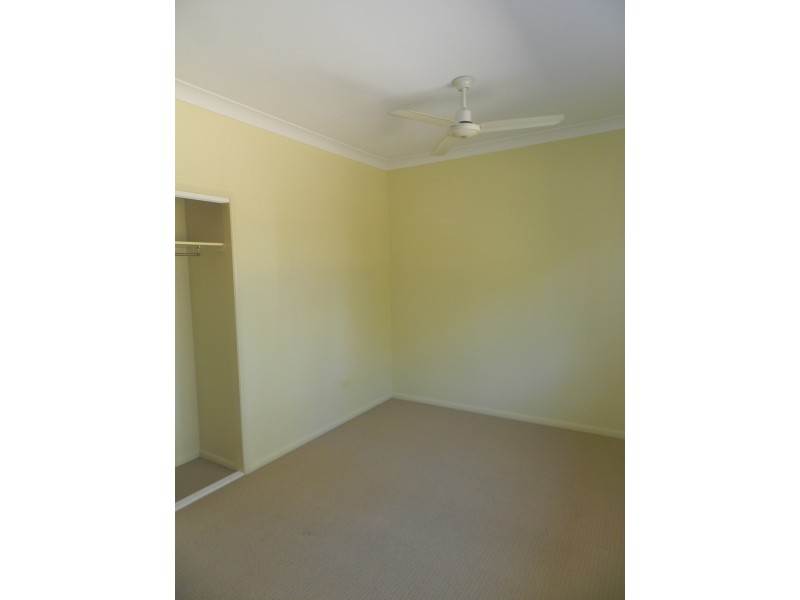 7/7 Pacific Court, Kin Kora QLD 4680