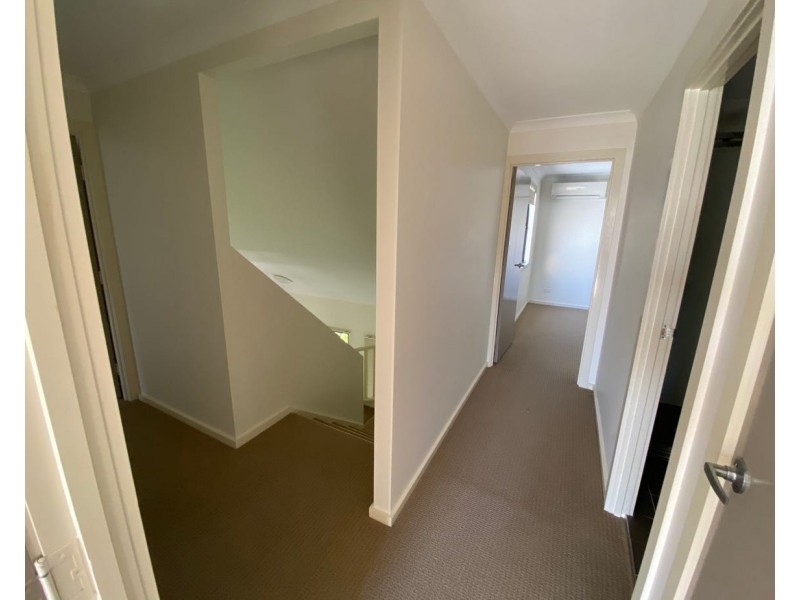 21 1 MICHEL PLACE, Telina QLD 4680