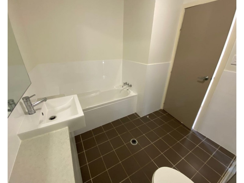 21 1 MICHEL PLACE, Telina QLD 4680