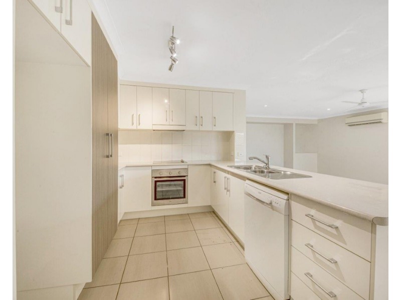 27 Beaver Avenue, South Gladstone QLD 4680