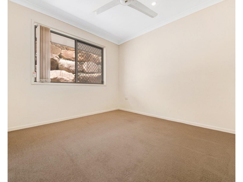 27 Beaver Avenue, South Gladstone QLD 4680