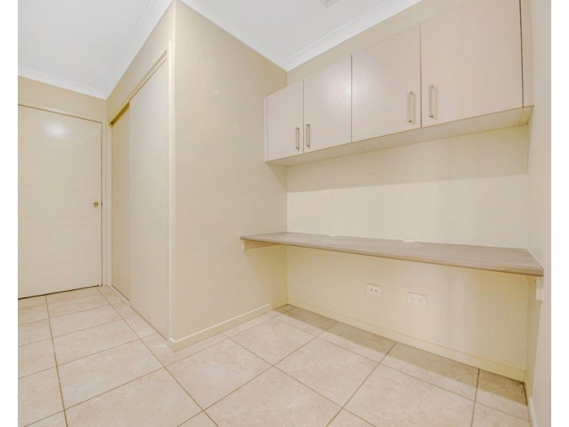 16 Creekview Drive, New Auckland QLD 4680