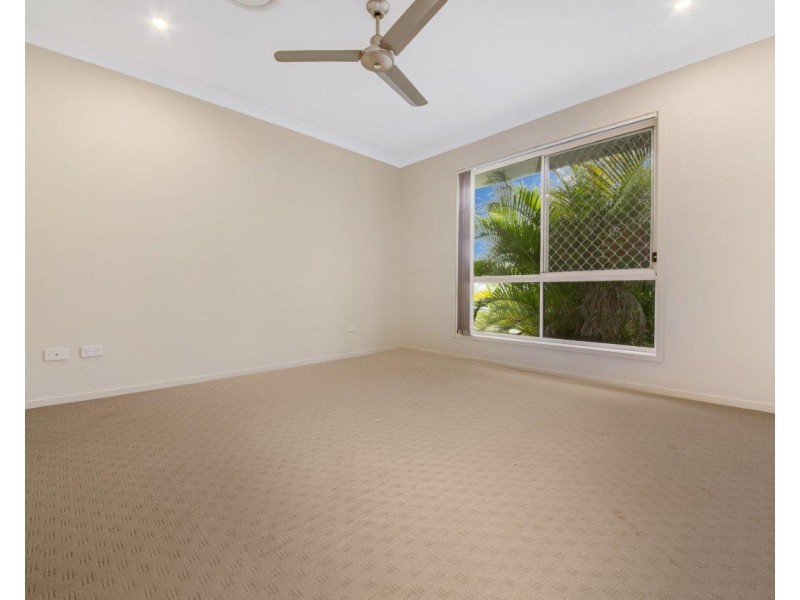 16 Creekview Drive, New Auckland QLD 4680