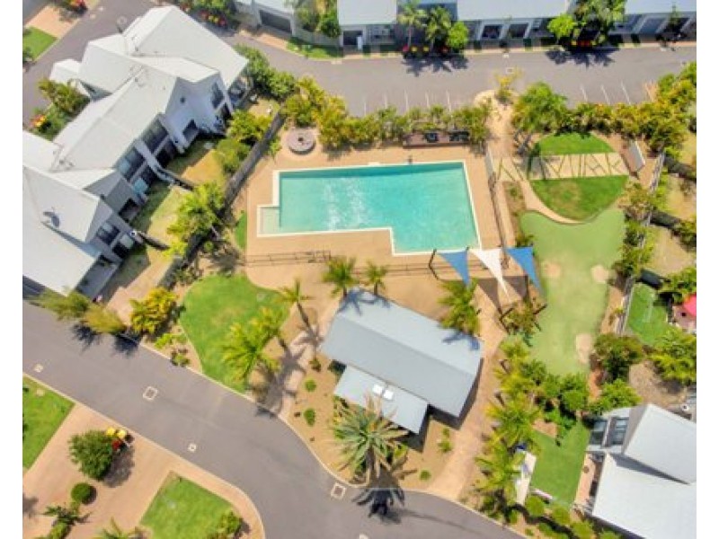 14/1 Michel Place, Telina QLD 4680