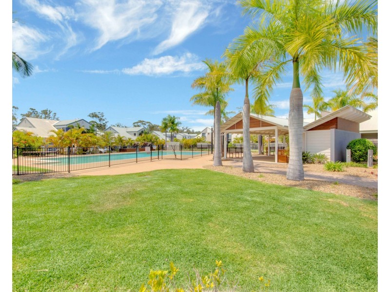 14/1 Michel Place, Telina QLD 4680