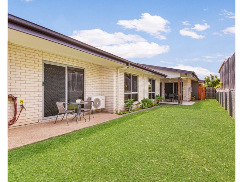 7 Kroombit Terrace, New Auckland QLD 4680