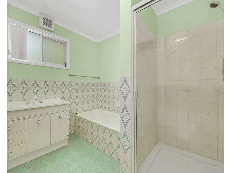 35 Venus Street, Telina QLD 4680