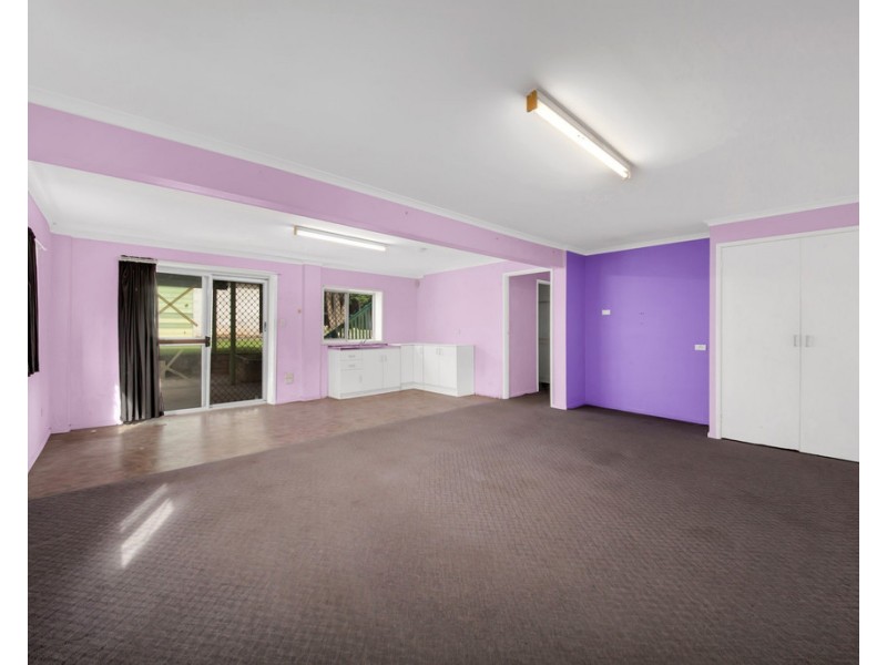 35 Venus Street, Telina QLD 4680