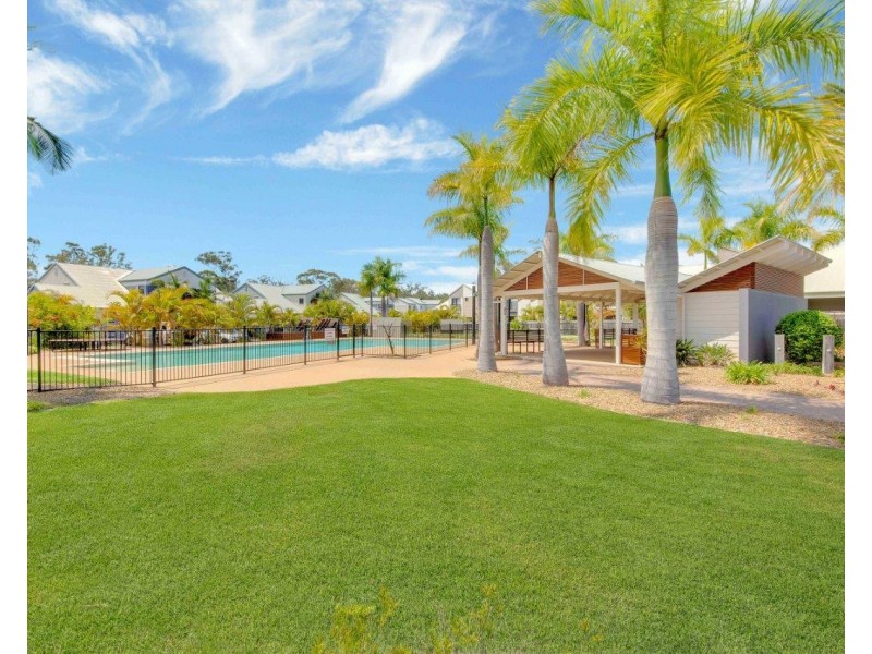 13/1 Michel Place, Telina QLD 4680
