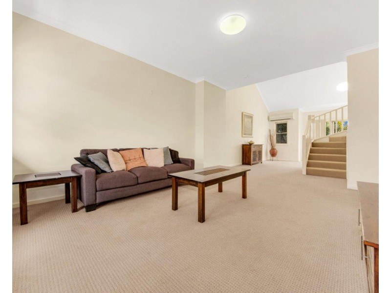 13/1 Michel Place, Telina QLD 4680