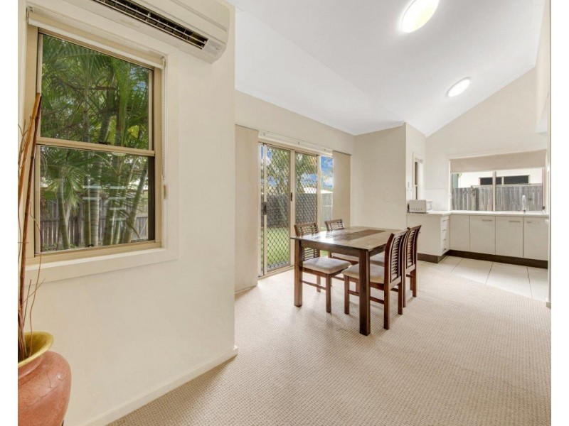 13/1 Michel Place, Telina QLD 4680